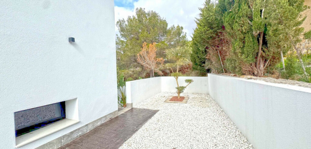 Detached Villa Torrevieja Alicante - image 17