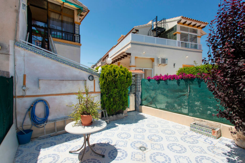 Bungalow Orihuela Costa Alicante - image 7