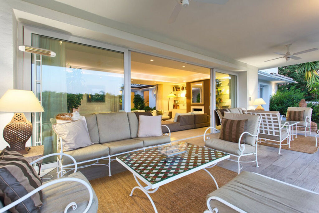 Detached Villa Nagüeles Málaga - image 17