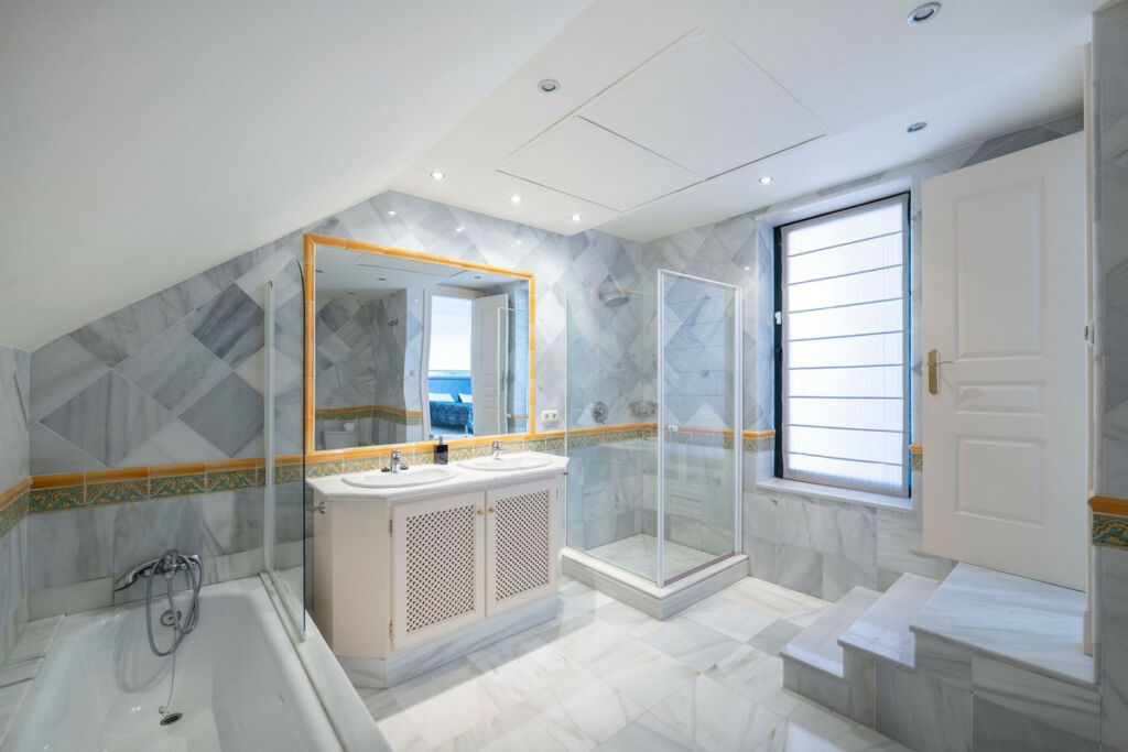 Penthouse Benahavís Málaga - image 17