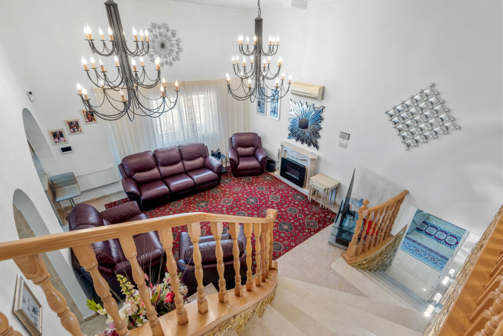 Detached Villa Ciudad Quesada Alicante - image 17