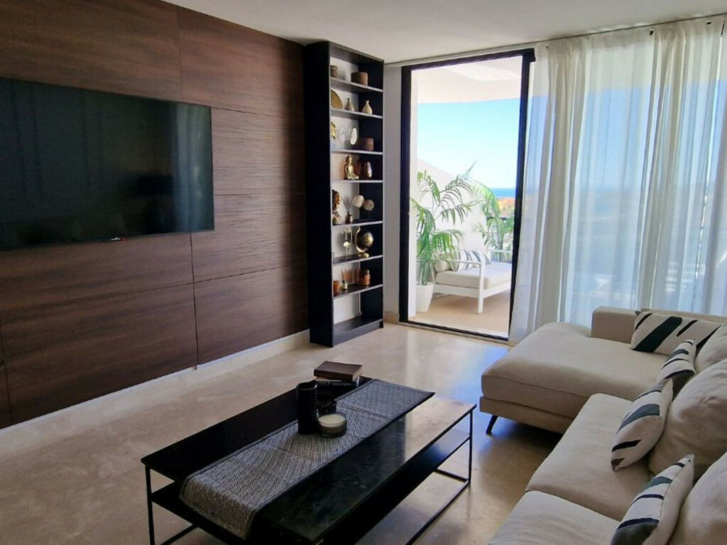 Middle Floor Apartment Riviera del Sol Málaga - image 17