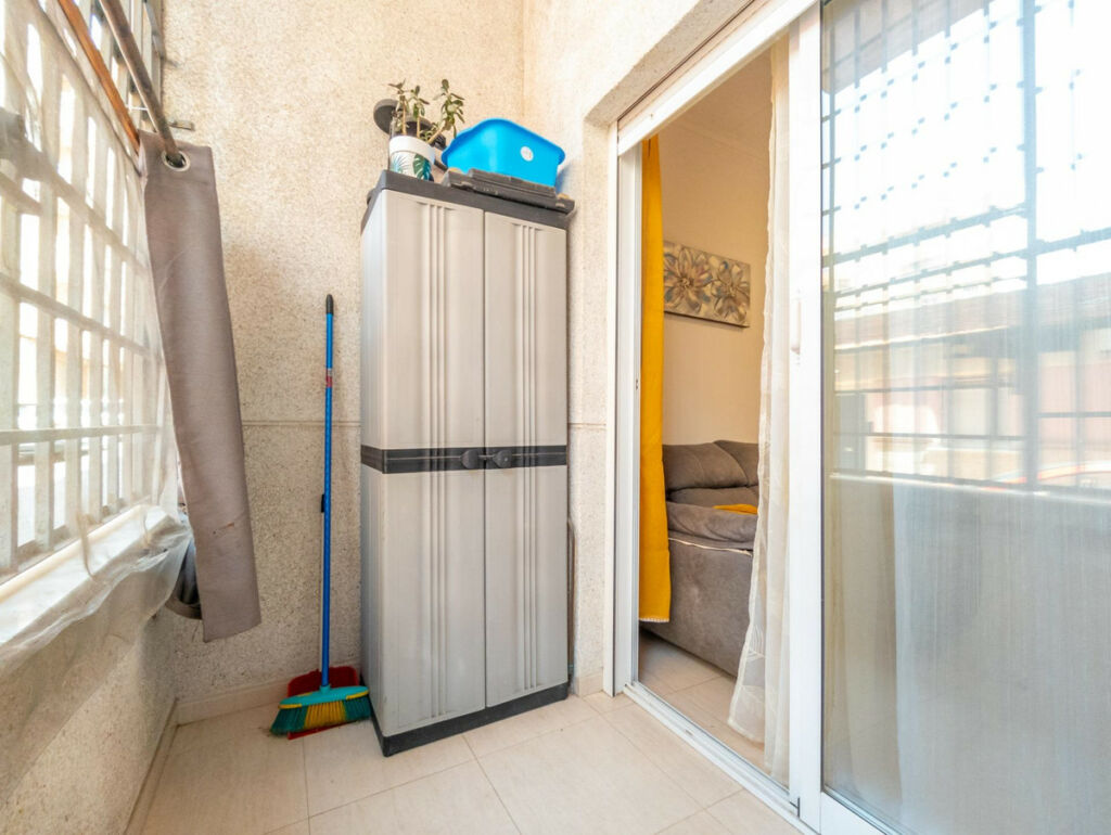 Ground Floor Apartment Torrevieja Alicante - image 18