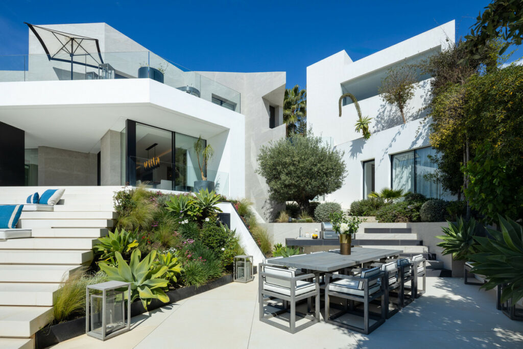 Detached Villa Benahavís Málaga - image 18