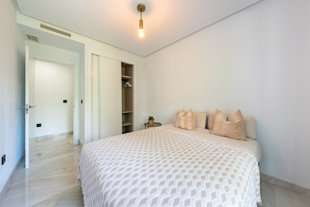 Ground Floor Apartment Benahavís Málaga - image 18