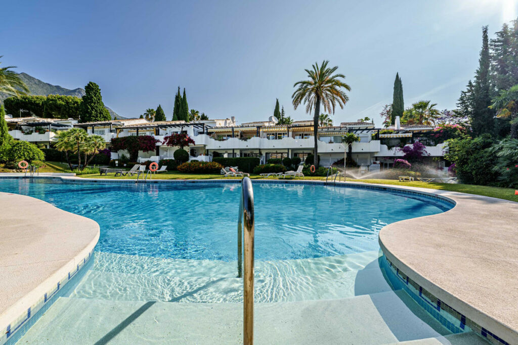 Ground Floor Apartment Sierra Blanca Málaga - image 17