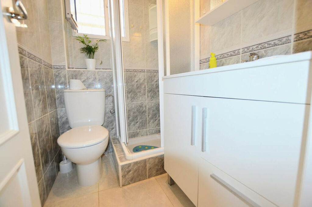 Detached Villa Los Altos Alicante - image 18