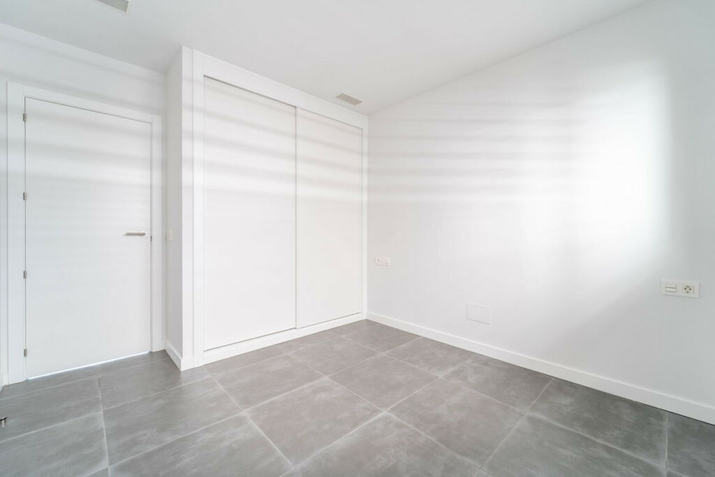 Middle Floor Apartment Fuengirola Málaga - image 18