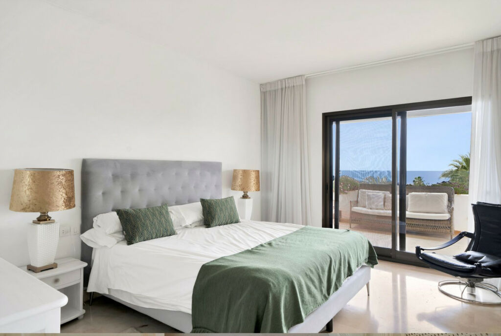Penthouse The Golden Mile Málaga - image 18