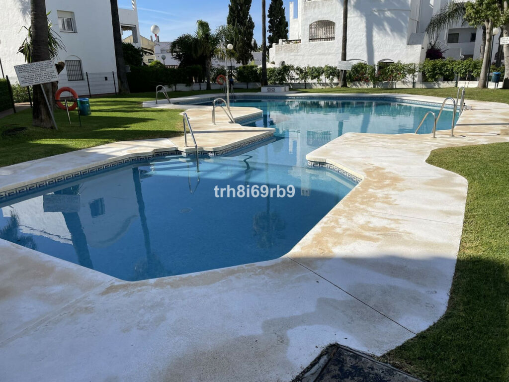 Top Floor Apartment Benavista Málaga - image 18