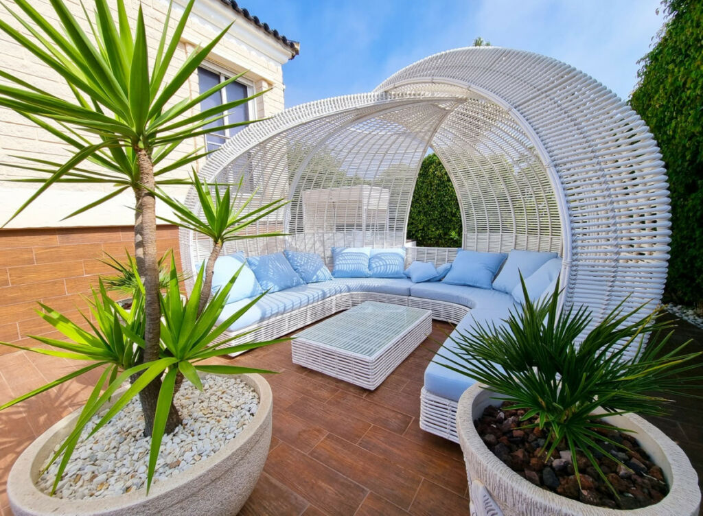 Detached Villa La Mata Alicante - image 9