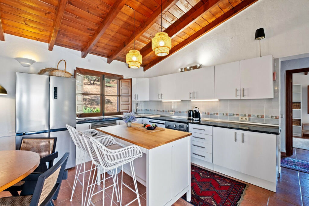 Finca - Cortijo Tolox Málaga - image 19
