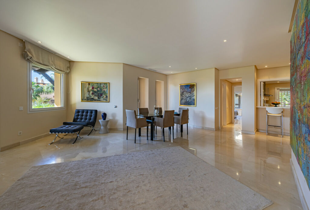 Penthouse The Golden Mile Málaga - image 18