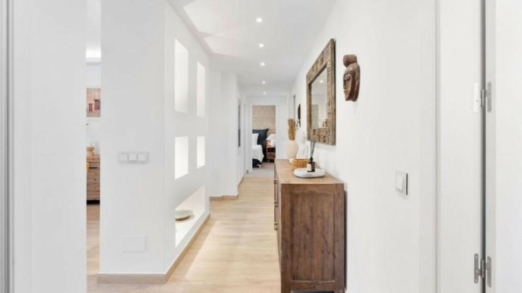 Detached Villa Marbella Málaga - image 18