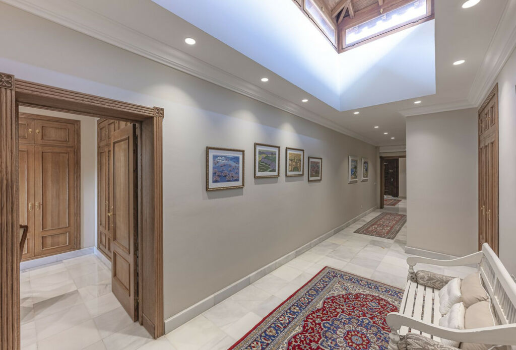Detached Villa Guadalmina Alta Málaga - image 18