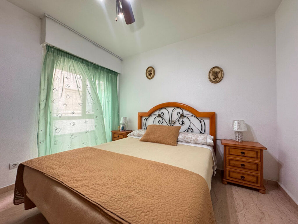 Middle Floor Apartment Guardamar del Segura Alicante - image 19