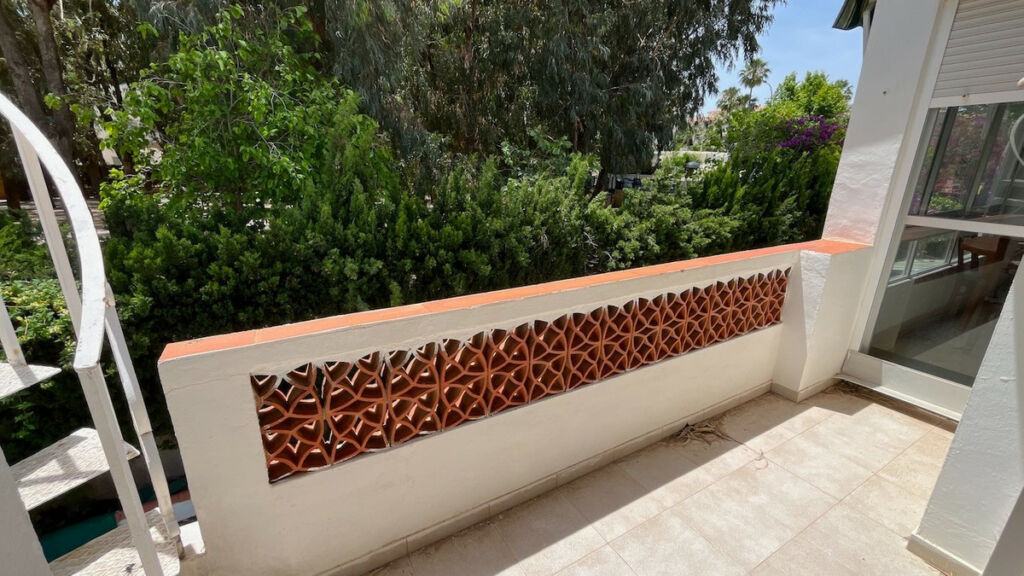 Detached Villa Albir Alicante - image 18