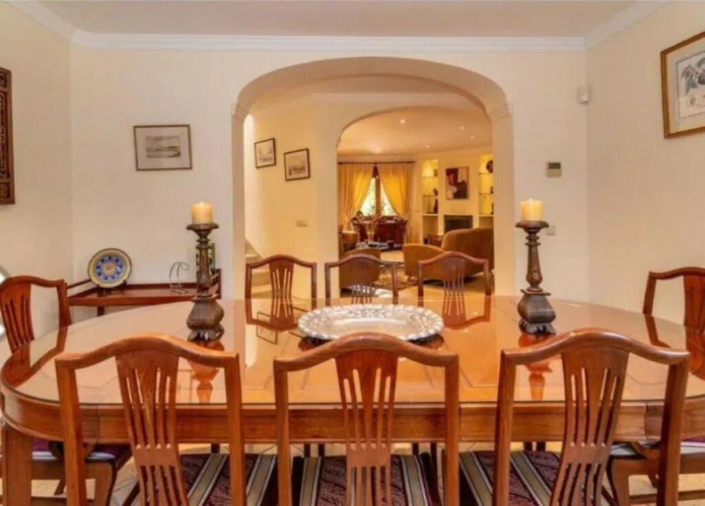 Detached Villa Los Flamingos Málaga - image 18