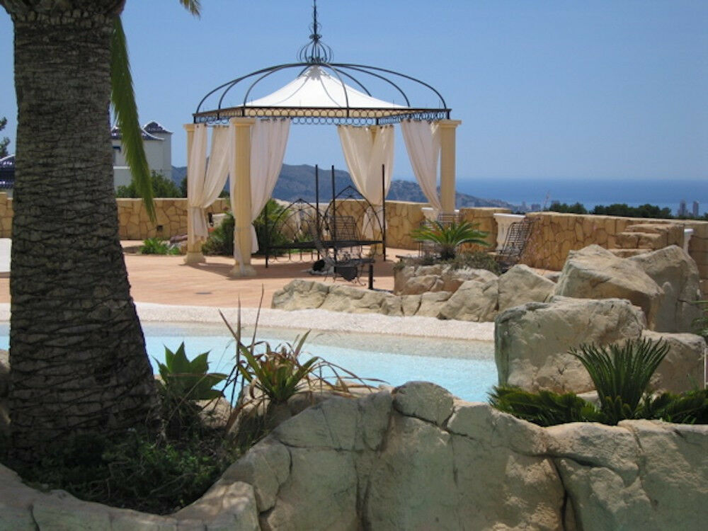 Detached Villa La Nucia Alicante - image 17