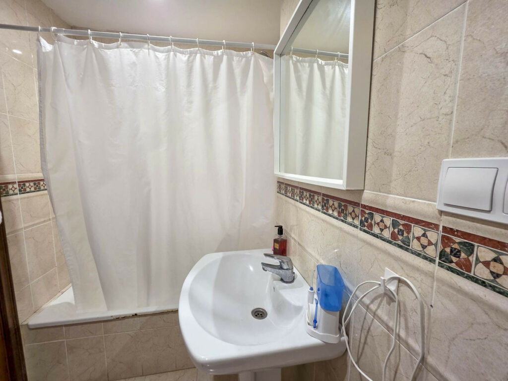 Middle Floor Apartment San Luis de Sabinillas Málaga - image 18
