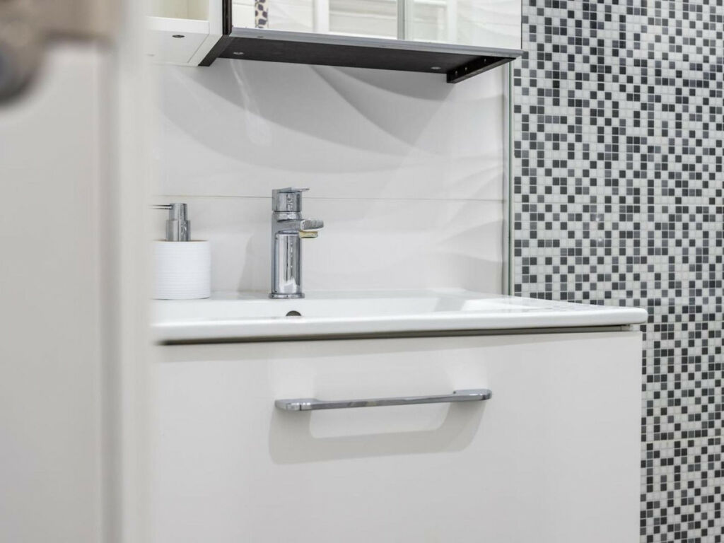 Middle Floor Studio Fuengirola Málaga - image 18