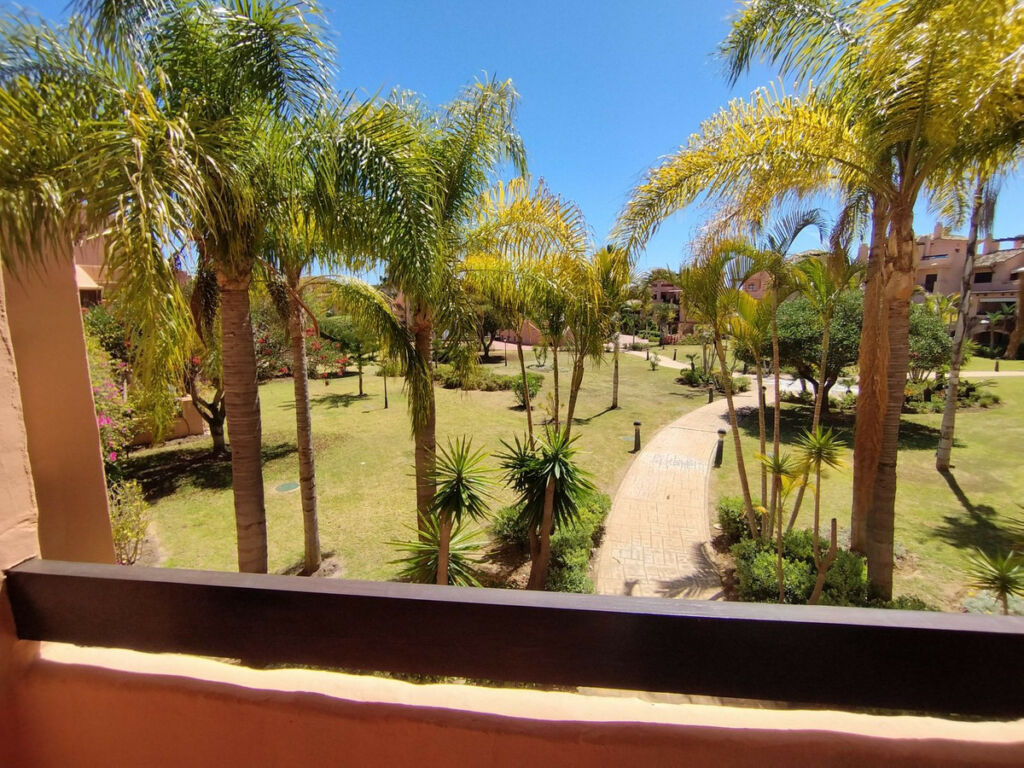 Middle Floor Apartment Hacienda del Sol Málaga - image 18