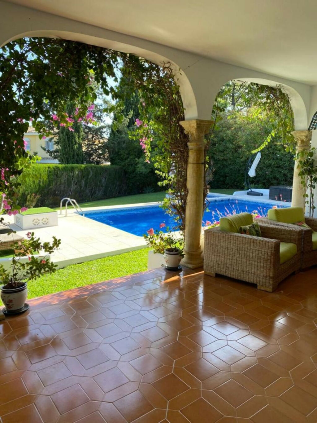 Detached Villa El Paraiso Málaga - image 19