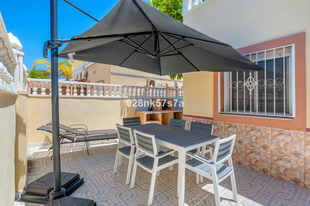 Townhouse La Zenia Alicante - image 18