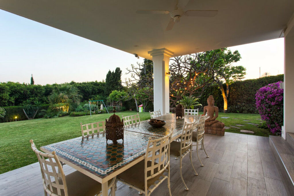 Detached Villa Nagüeles Málaga - image 18