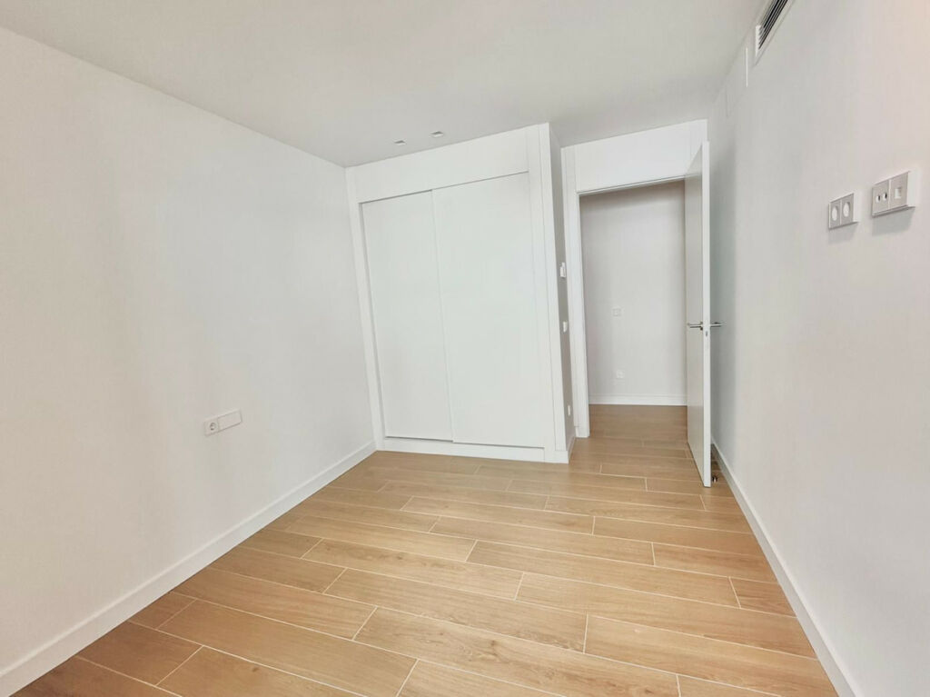 Middle Floor Apartment Fuengirola Málaga - image 21