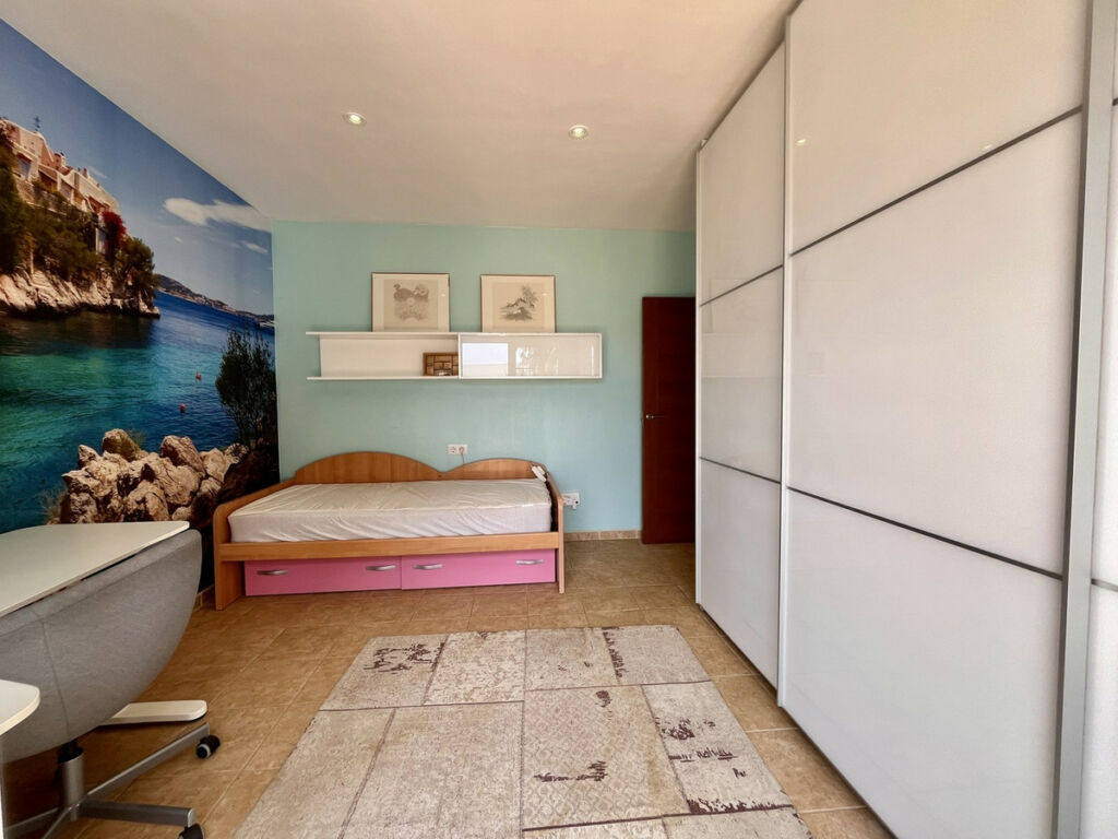 Detached Villa La Zenia Alicante - image 18