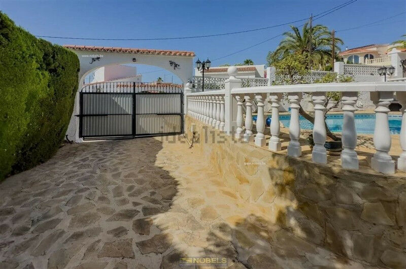 Detached Villa Calpe Alicante - image 18