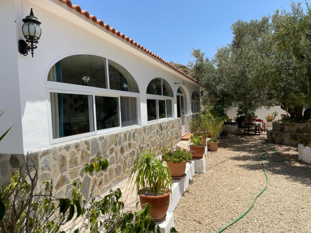 Detached Villa Finestrat Alicante - image 17