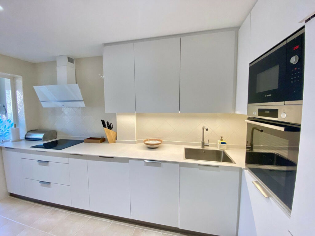 Middle Floor Apartment Marbella Málaga - image 18