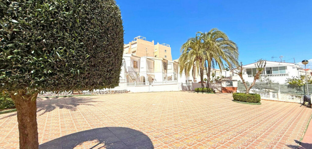 Ground Floor Apartment Torrevieja Alicante - image 18