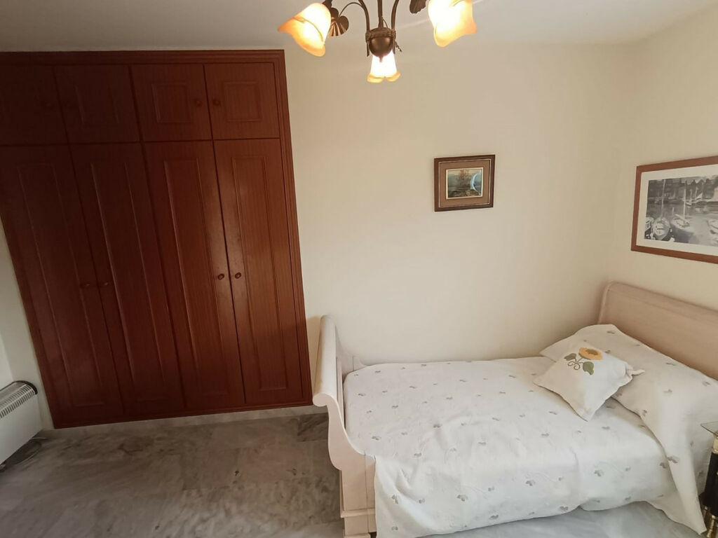 Top Floor Apartment Marbella Málaga - image 18