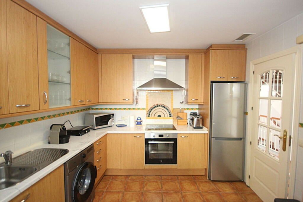 Townhouse Bahía de Marbella Málaga - image 18
