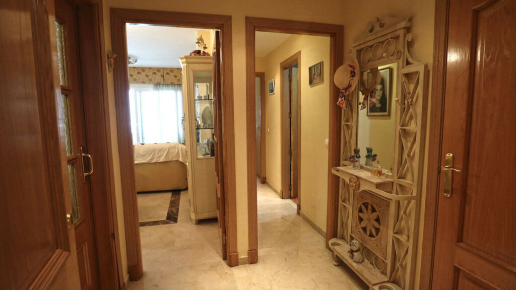 Middle Floor Apartment Marbella Málaga - image 18