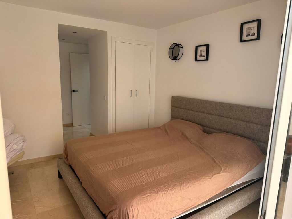 Top Floor Apartment New Golden Mile Málaga - image 18