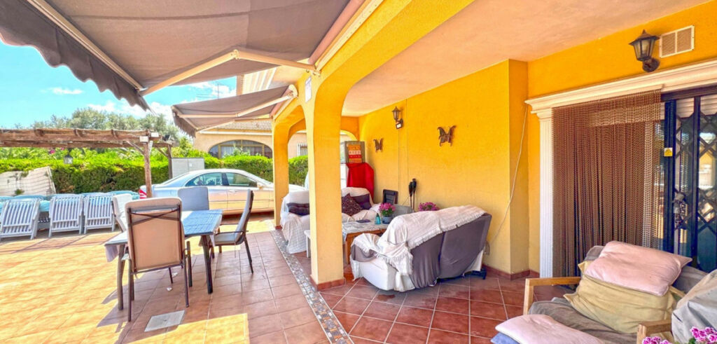 Detached Villa Torrevieja Alicante - image 18