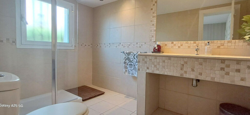 Detached Villa Marbella Málaga - image 18