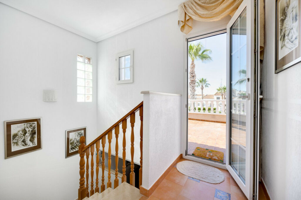 Detached Villa Orihuela Costa Alicante - image 18