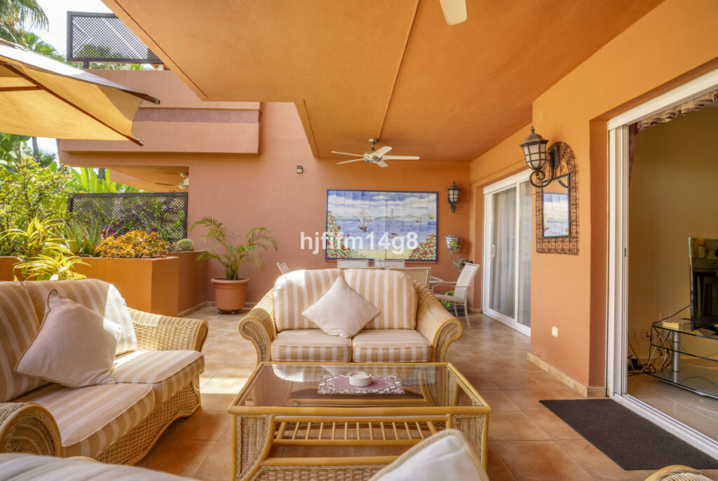 Ground Floor Apartment Puerto Banús Málaga - image 19