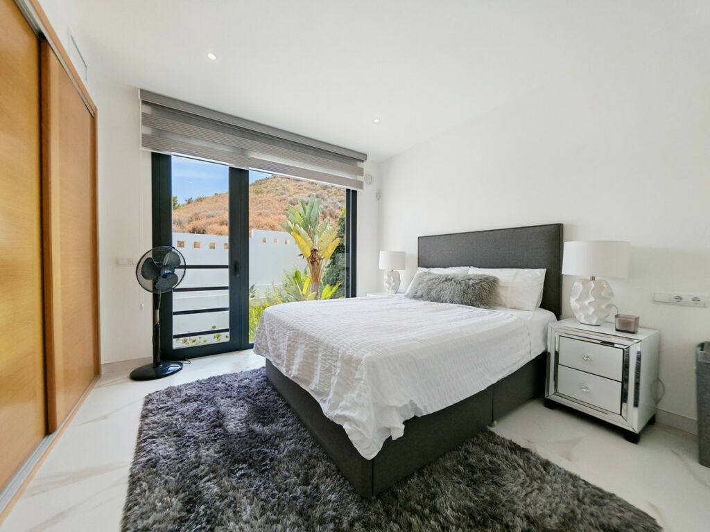 Detached Villa La Cala Golf Málaga - image 19