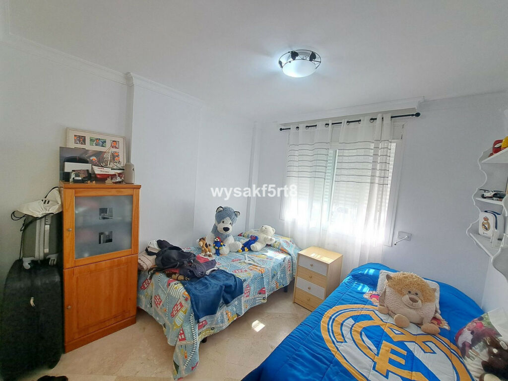 Middle Floor Apartment Casares Playa Málaga - image 18