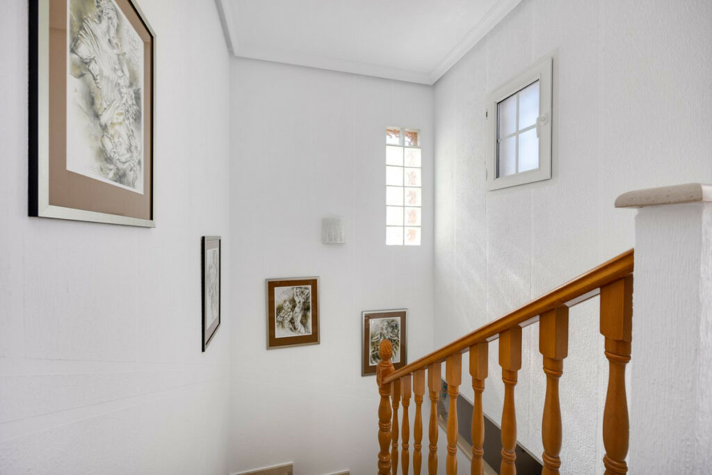 Detached Villa Orihuela Costa Alicante - image 19