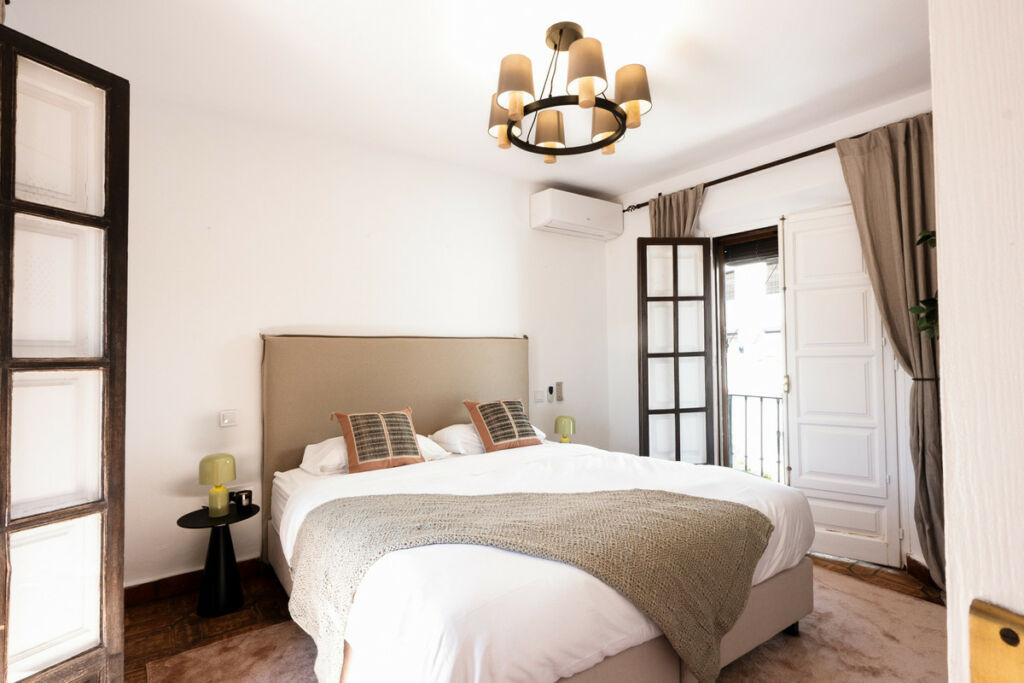 Townhouse The Golden Mile Málaga - image 15