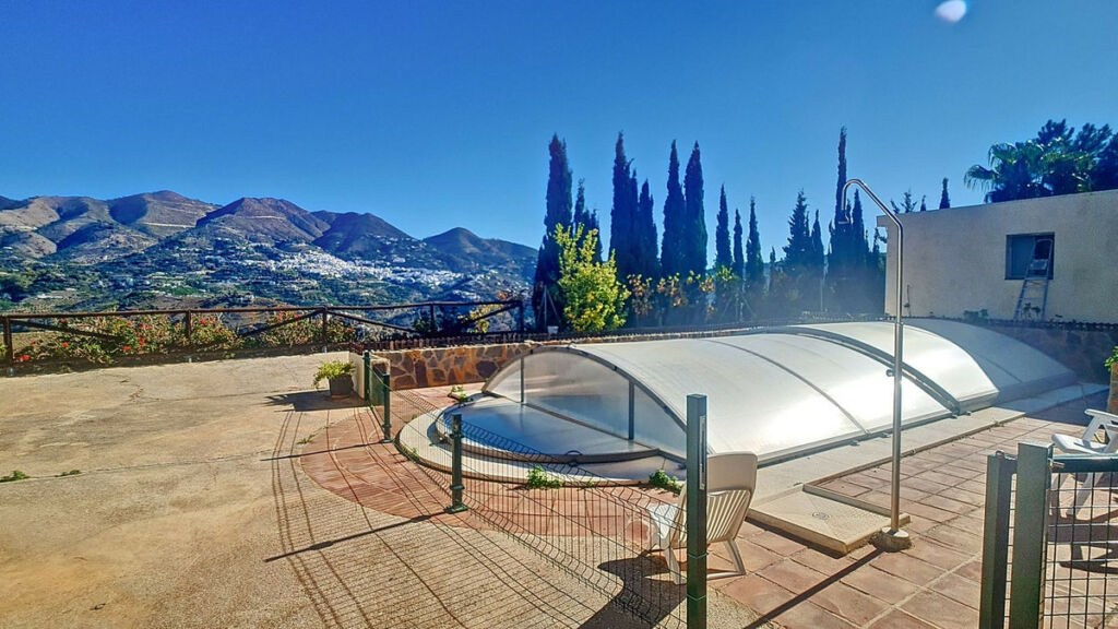 Detached Villa Corumbela Málaga - image 19