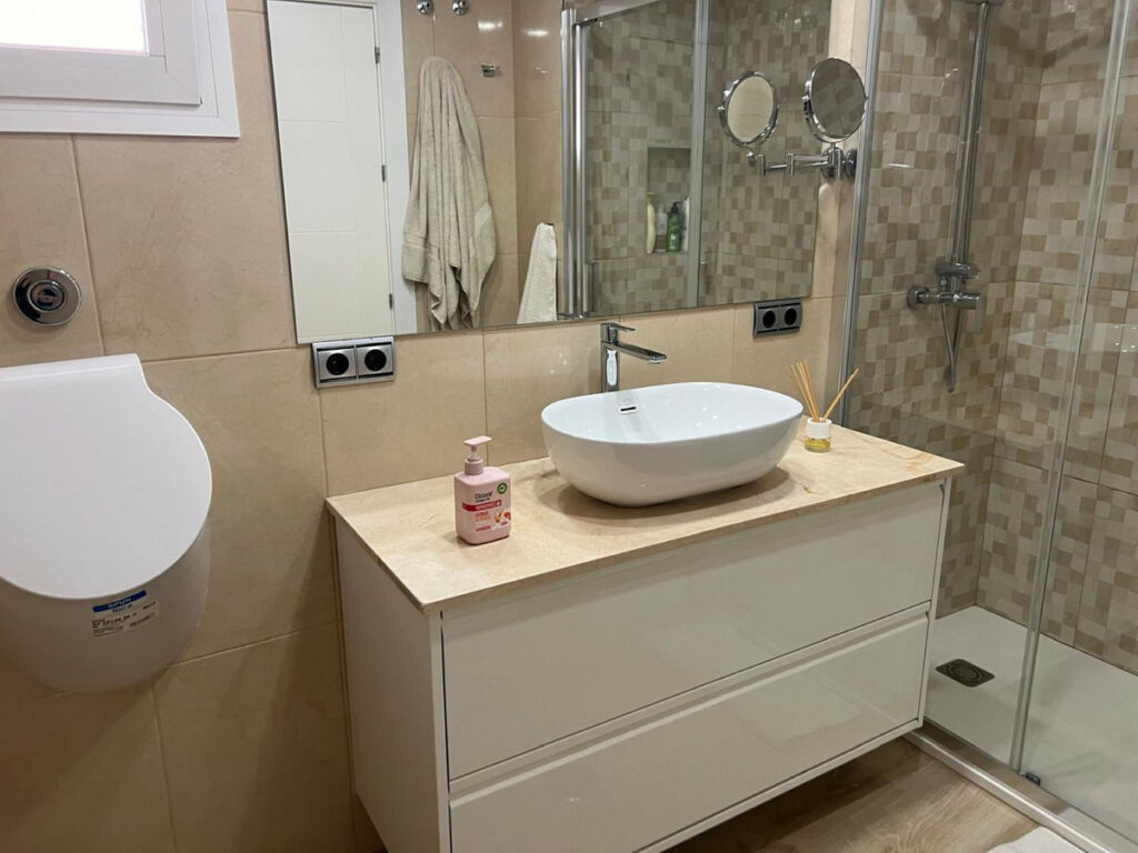 Middle Floor Apartment Marbella Málaga - image 19