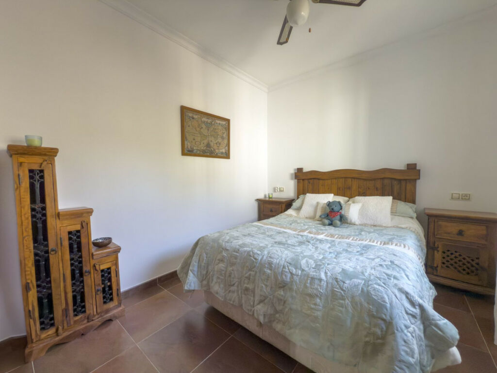 Finca - Cortijo Tolox Málaga - image 19